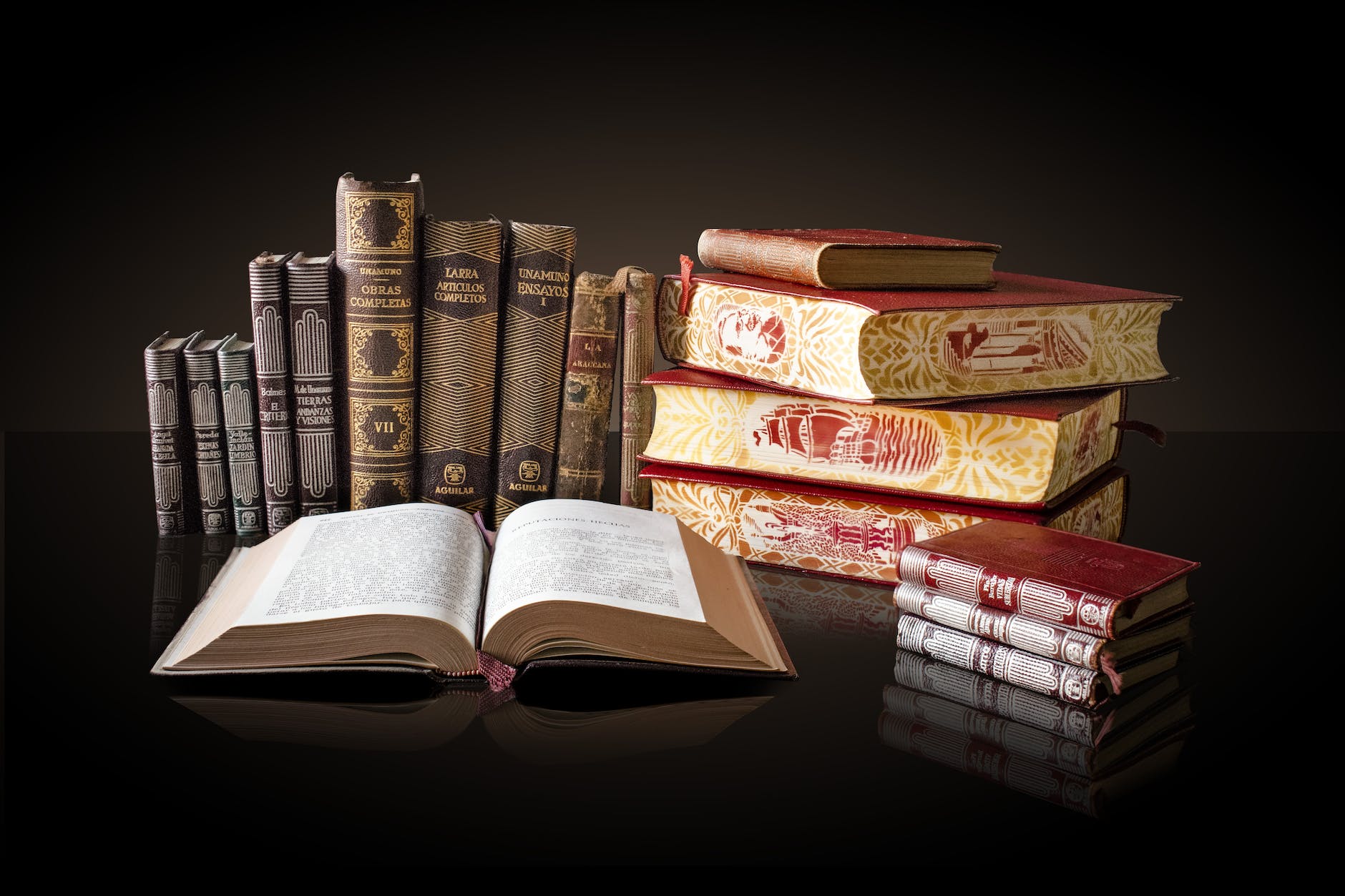 bookcase books collection cover